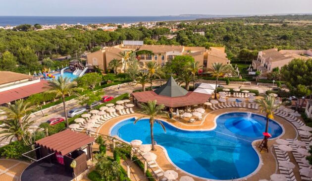 Zafiro Menorca family hotel