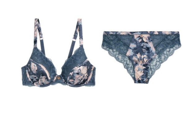 M&S Rosie lunaria