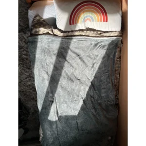 Mia & Coco Electric Heated Blanket Throw
