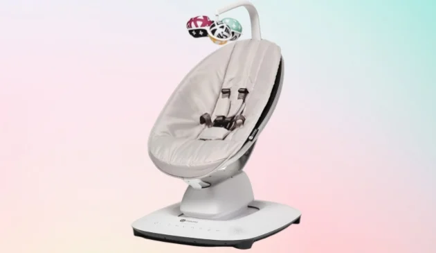 4Moms MamaRoo 5.0 baby swing in grey