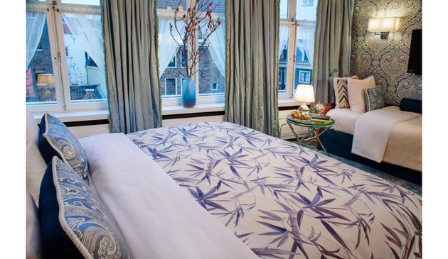 a hotel room at hotel estherea, amsterdam