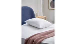Synthetic Soft Touch Washable Standard Pillow