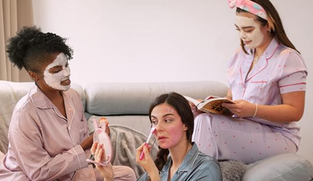Skincare for teenagers with 7th Heaven face masks