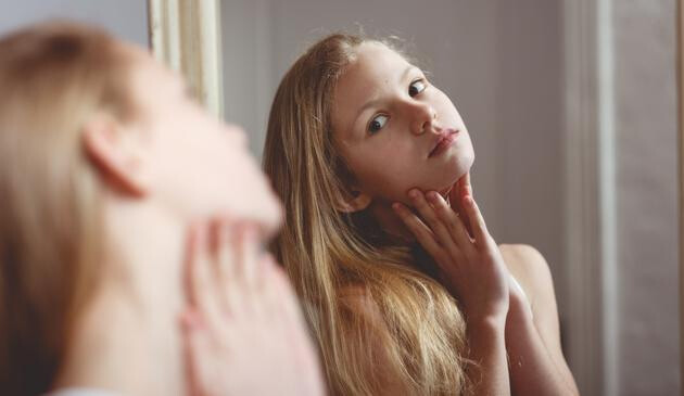 Skincare for teenagers with 7th Heaven face masks