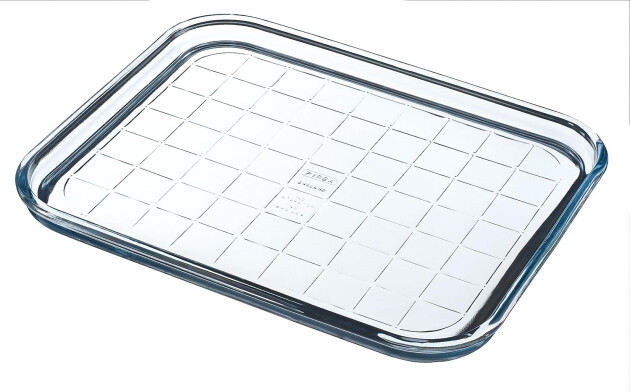 Pyrex baking tray