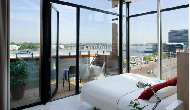 a room with a view in Erik Vokel suites, amsterdam