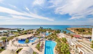 Adams Beach Hotel & Spa