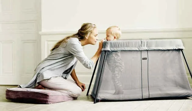 BabyBjorn travel cot