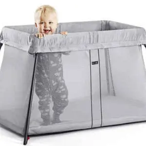 BabyBjorn travel cot happy
