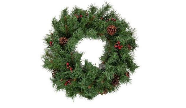 Berry and pine cone wreath