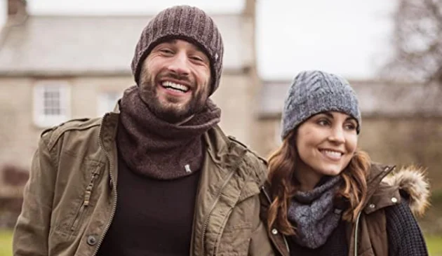 Man and woman wearing snoods