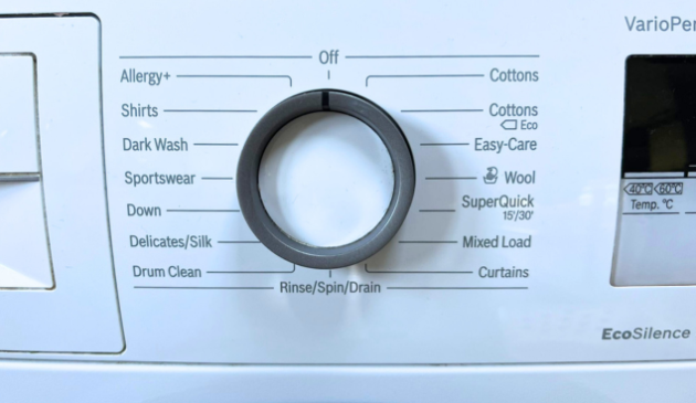 Bosch Series 4 washing machine control panel