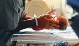 Mixed feeding mum and premature baby