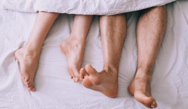 Couple feet bed