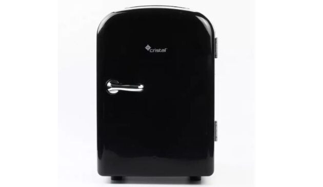 Cristal 4 litre mini fridge