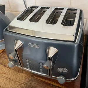 De’Longhi Icona Vintage Four-Slice Toaster