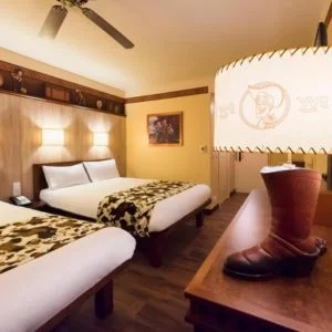 Disney Hotel Cheyenne room