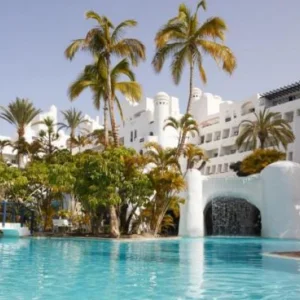 Pool at the Dreams Jardin Tropical Resort & Spa in Tenerife
