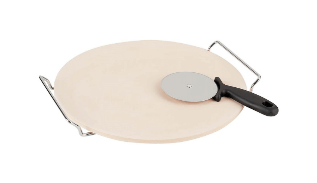 Dunelm pizza stone with cutter