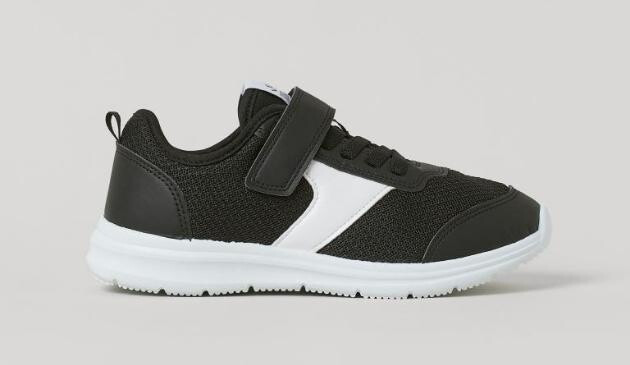 H&M black mesh trainers