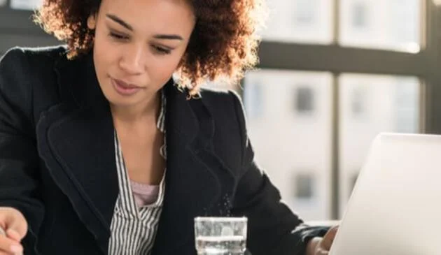 woman at laptop