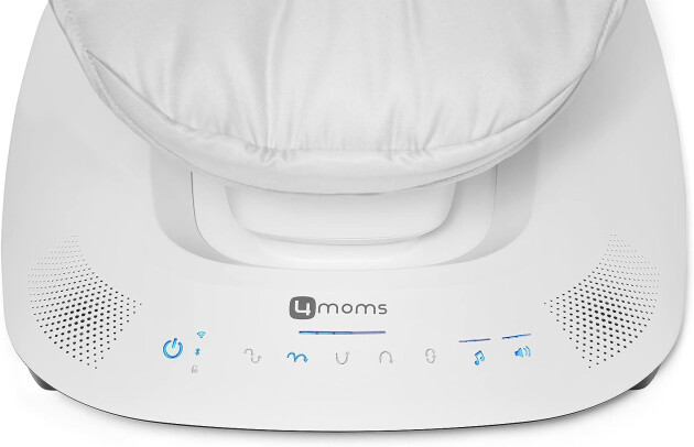 Close up of the 4Moms MamaRoo 5.0 movement buttons