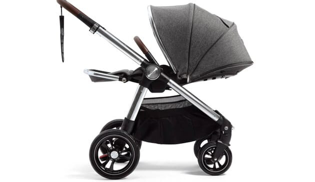 Mamas and papas ocarro from side