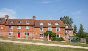 Master Builders House Hotel