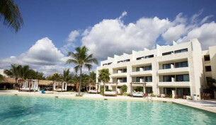 Akumal Bay Beach & Wellness Resort