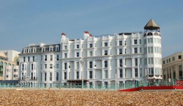 Queen’s Hotel & Spa