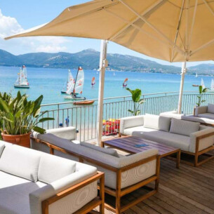Restaurant terrace at Neilson Vounaki Beachclub in Paleros, Greece