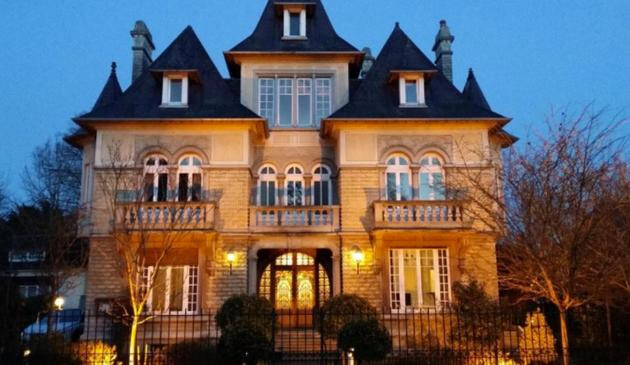 Le Castel Guesthouse Normandy