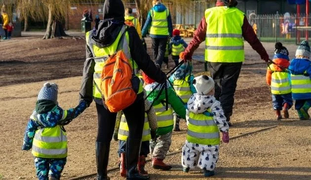 Kids on a nursery trip
