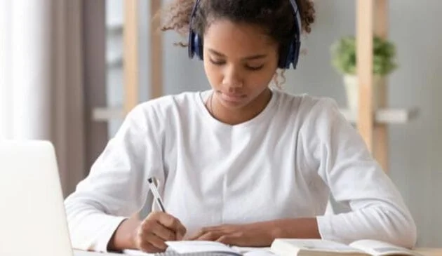 girl studying