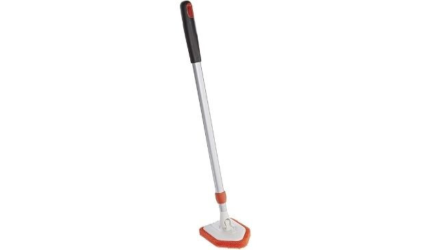OXO Good Grips Extendable Tub & Tile Scrubber