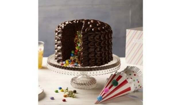 pinata cake