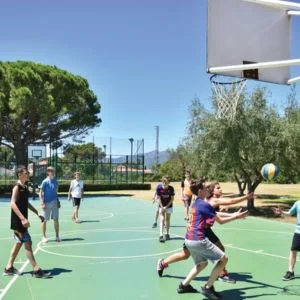 Playa Montroig Eurocamp basketball