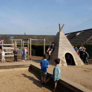 Red Shoot campsite playground