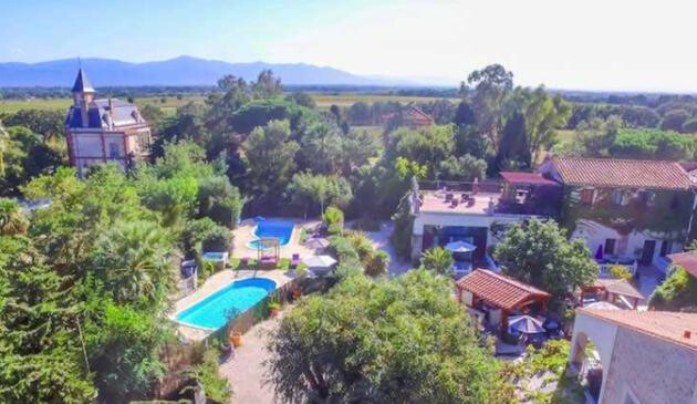 Imagine Roussillon in Languedoc-Roussillon, South of France