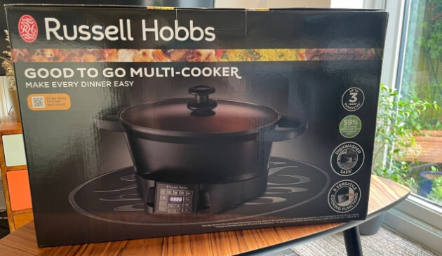 Russell Hobbs Good To Go Multi-Cooker packaging