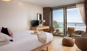 Scarlet Hotel