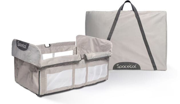 Spacecot Alfa and bag