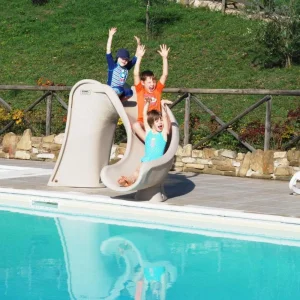 The Assisi at Pian Di Cascina pool