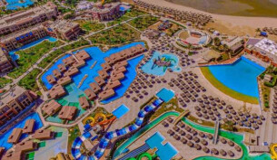Titanic Palace & Aqua Park-min