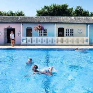 Trevornick camping pool