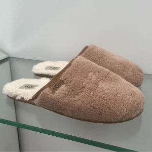 UGG Women's Fluffette Slipper