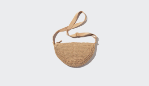 Round mini crochet bag