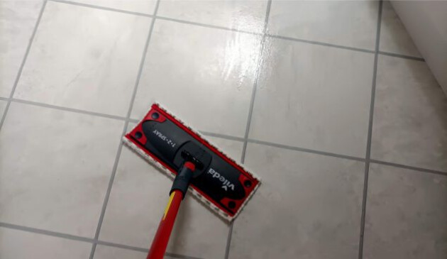 Vileda 1-2 Spray Microfibre Flat Spray Mop