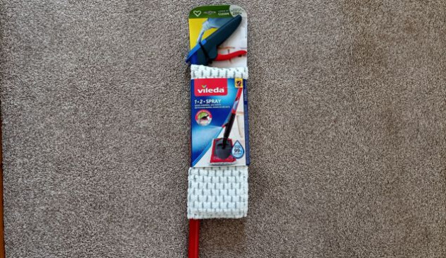 Vileda 1-2 Spray Microfibre Flat Spray Mop