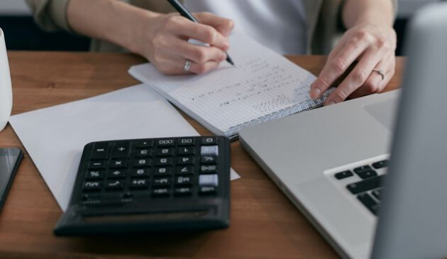 Woman budgeting
